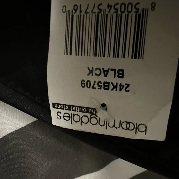 Another Mode Women’s Asymmetrical Mini Skirt Long Side Drape Black Size M NWT - Picture 8 of 13